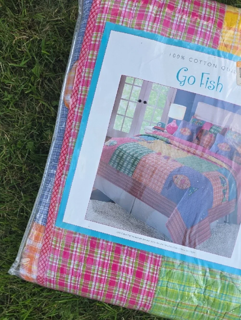 Cotton Quilt in Pink and Multicolor Plaid, Twin